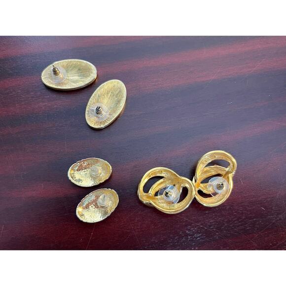VTG Earring Lot of 3 Gold Tone Navy Enamel Napier Preppy Retro - Picture 6 of 7